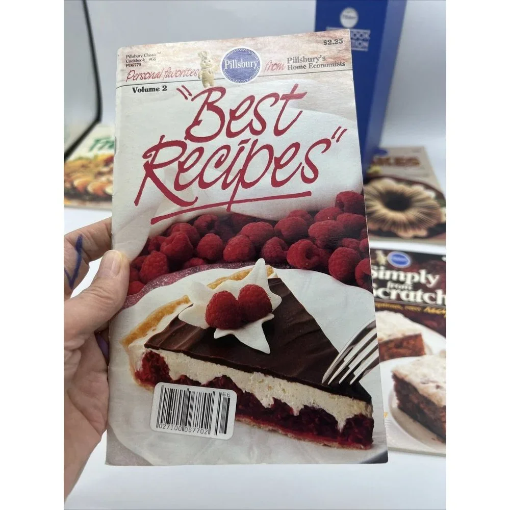 VTG 80's Pillsbury 9 Recipe Books & Box Set SlipCover Lot Cakes Cookies Bake Off